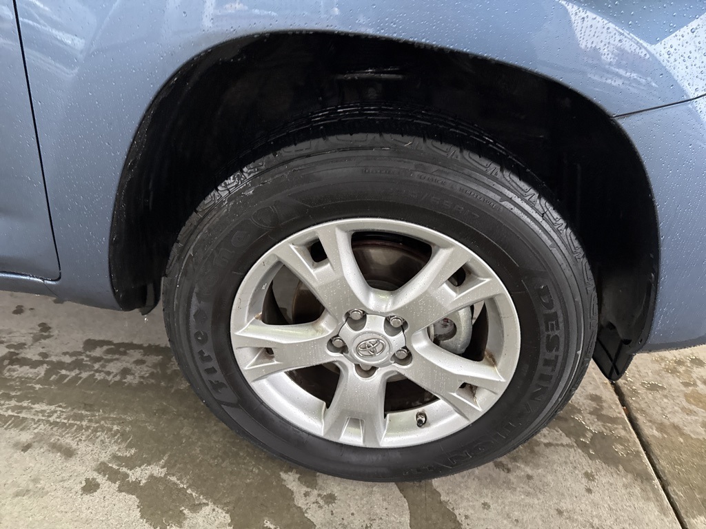 Used 2011 Toyota RAV4 Base with VIN 2T3BK4DV8BW059375 for sale in Tumwater, WA