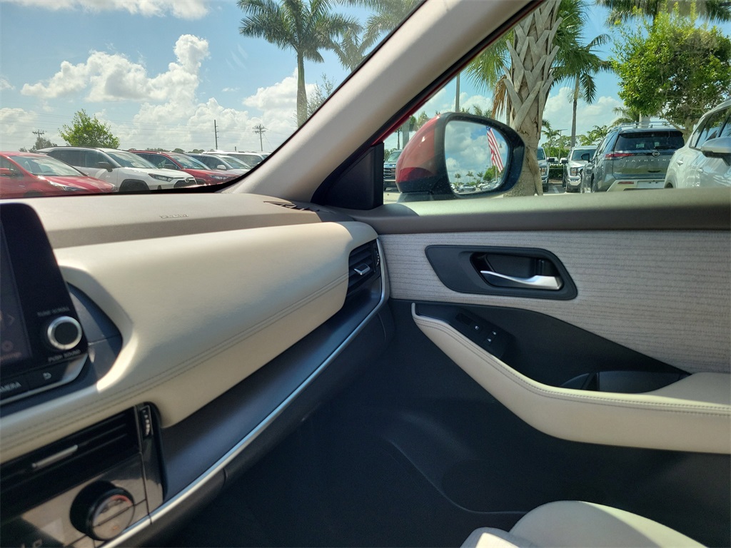 2021 Scarlet Ember Tintcoat Nissan Rogue SV FWD SUV