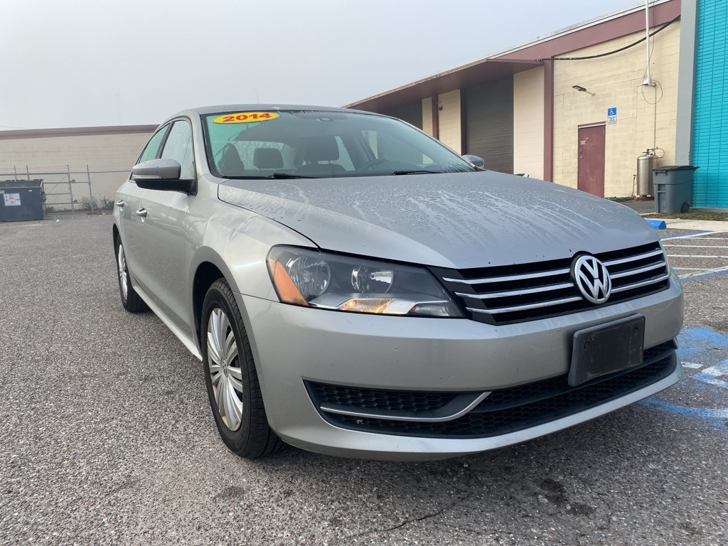 2014 Volkswagen Passat S