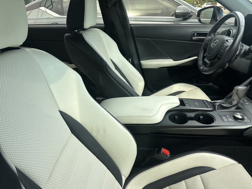 2022 Lexus IS 350 F SPORT RWD Sedan