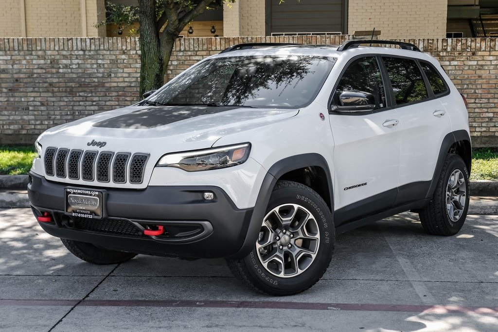 used 2022 Jeep Cherokee car, priced at $24,886