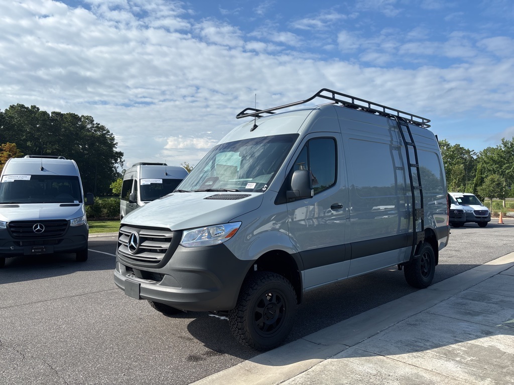 New 2025 Mercedes-Benz Sprinter 2500 Standard Roof AWD Empty Cargo Van for sale #MB5412 - photo 7