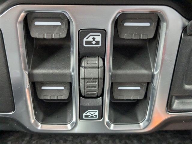 2026 Jeep Wrangler 4-Door Sport RHD 4x4