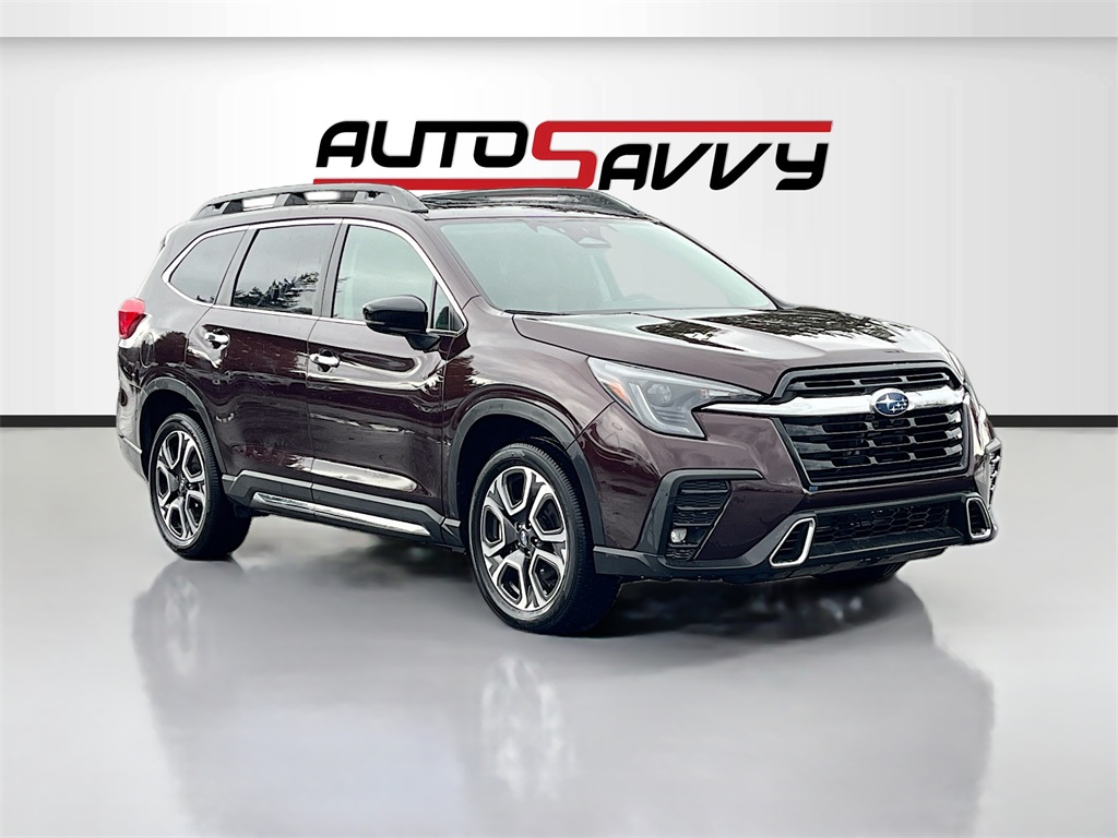 2024 Subaru Ascent Touring's photo
