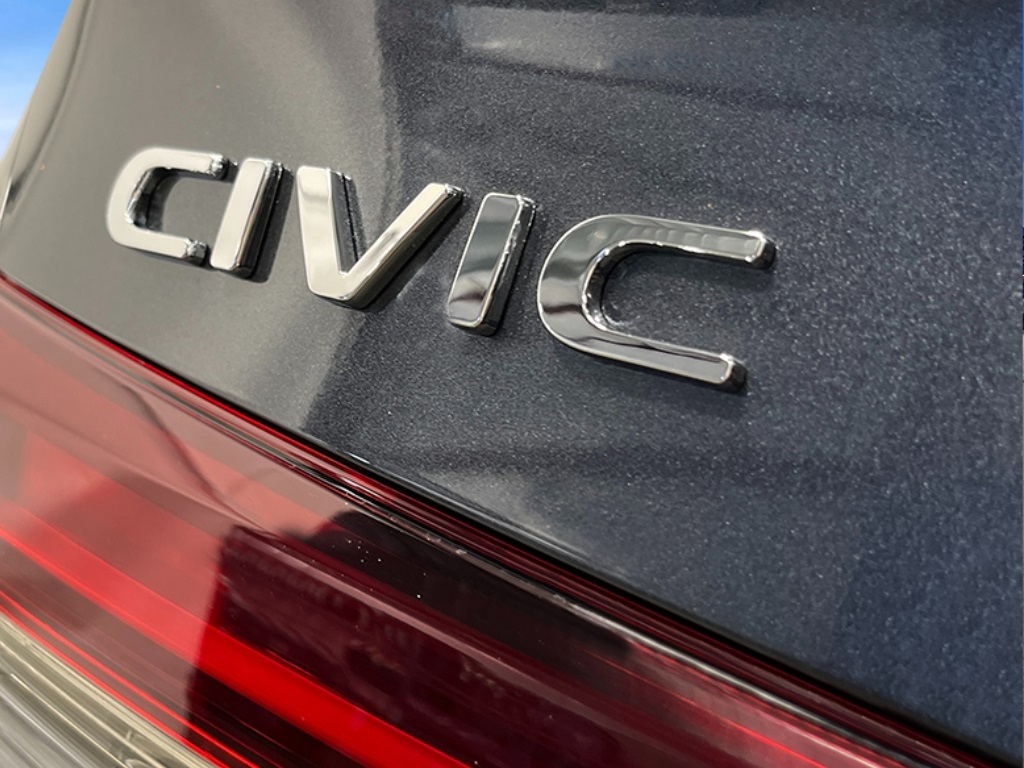 2025 Honda Civic Hybrid Sport Touring Sedan 4 Dr. FWD 5