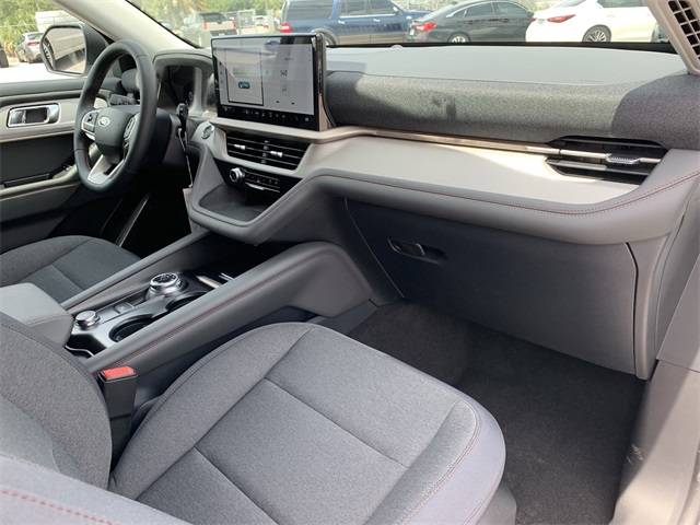2025 Space White Metallic Ford Explorer Active 4X4 SUV