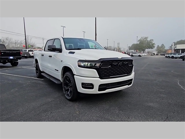 2026 Ram 1500 Big Horn Crew Cab 4x4 5'7" Box