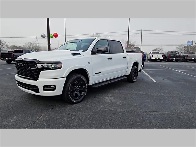 2026 Ram 1500 Big Horn Crew Cab 4x4 5'7" Box