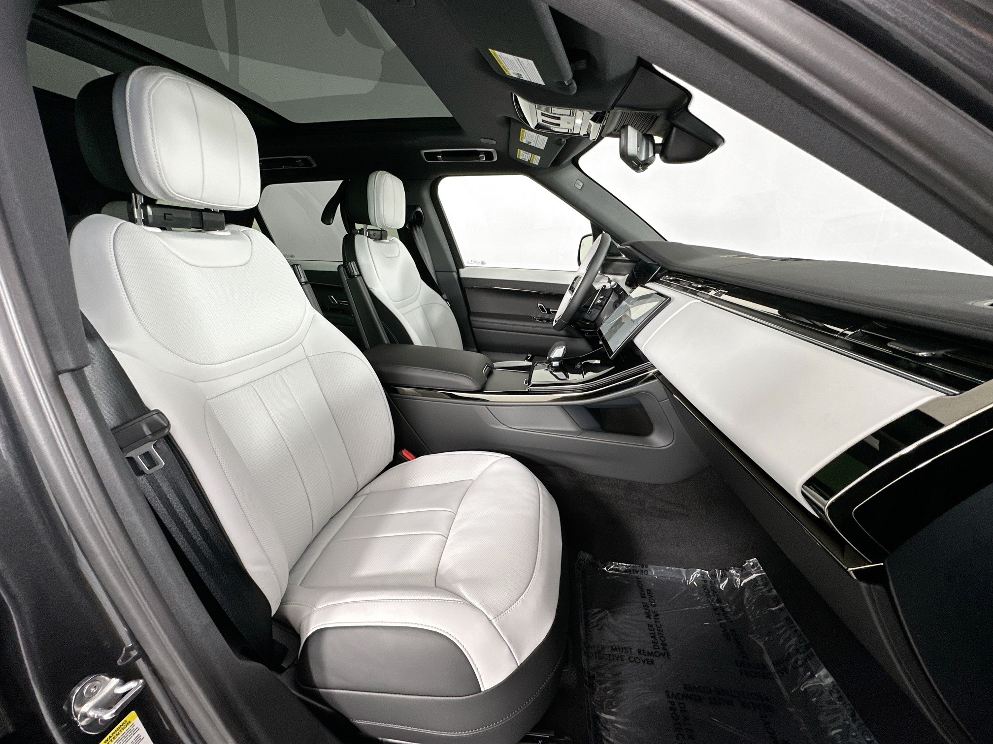 new 2026 Land Rover Range Rover Sport car, priced at $118,650