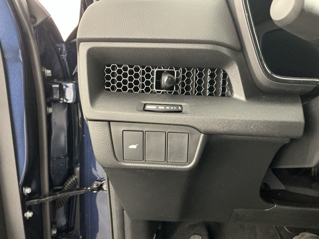 new 2026 Honda CR-V Hybrid car, priced at $41,675