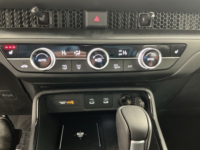 new 2026 Honda CR-V Hybrid car, priced at $41,675