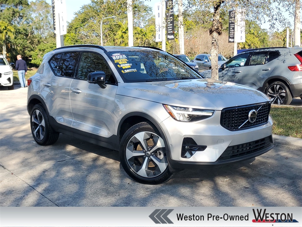 used 2025 Volvo XC40 car, priced at $30,995