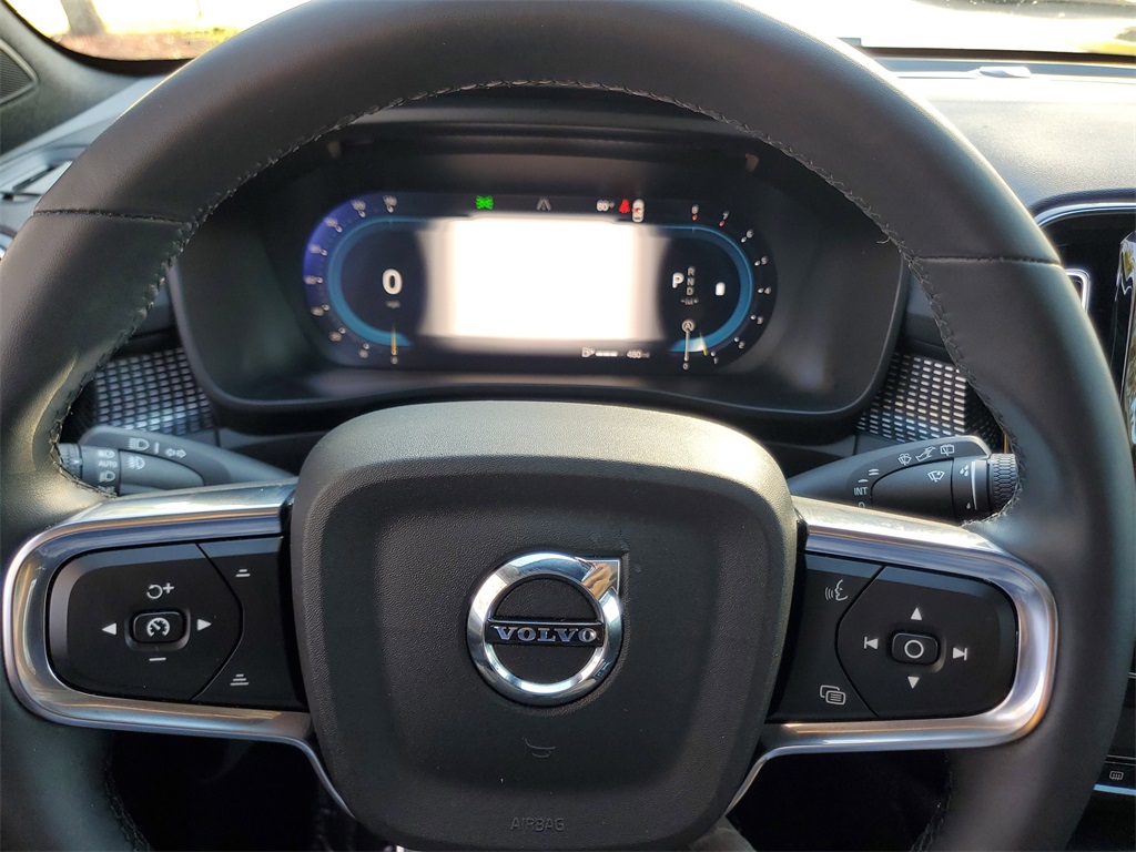 used 2025 Volvo XC40 car, priced at $30,995