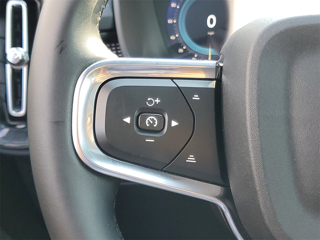 used 2025 Volvo XC40 car, priced at $30,995