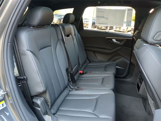 new 2026 Audi Q7 car, priced at $68,740