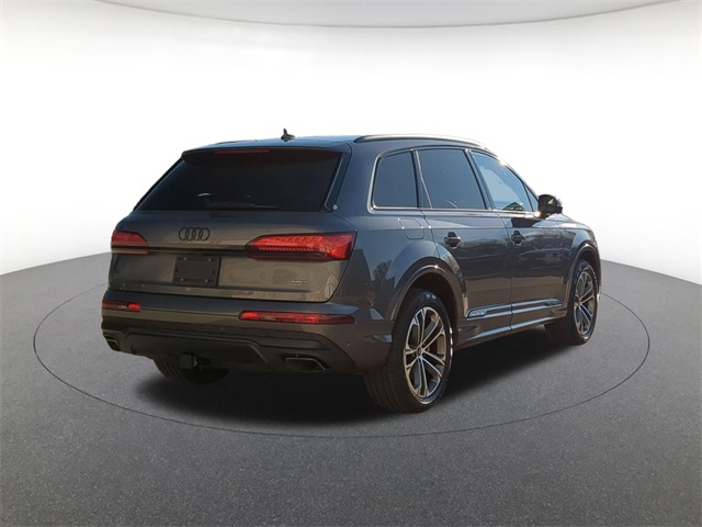 new 2026 Audi Q7 car, priced at $68,740