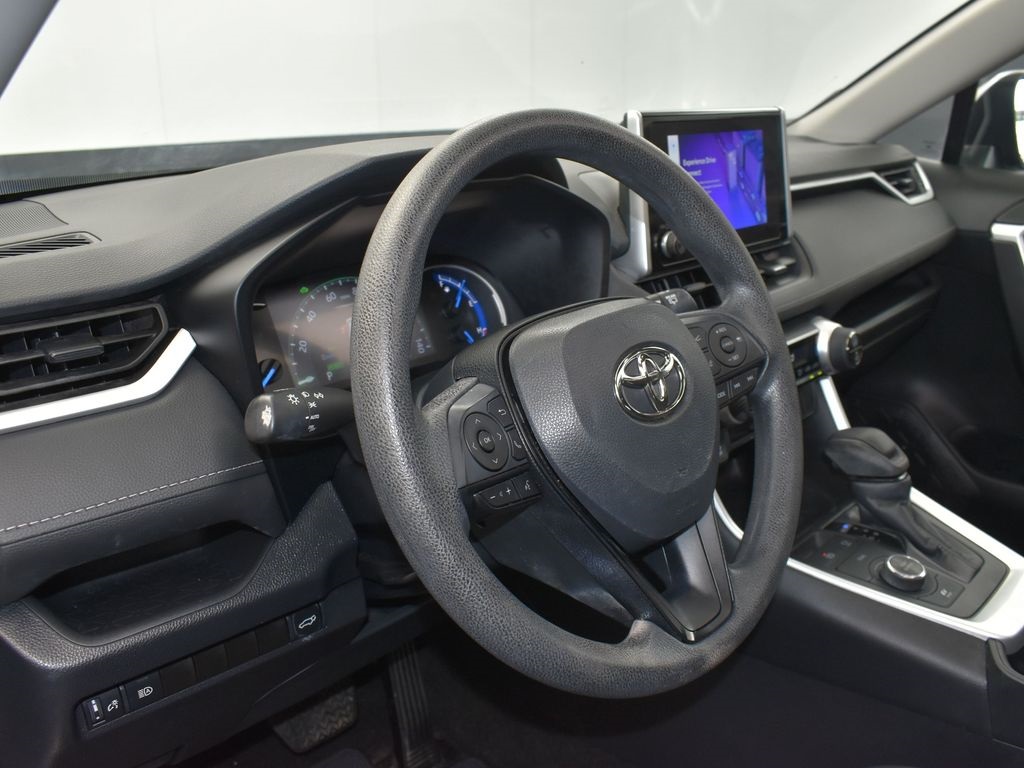 2023 Silver Sky Metallic Toyota RAV4 XLE AWD SUV