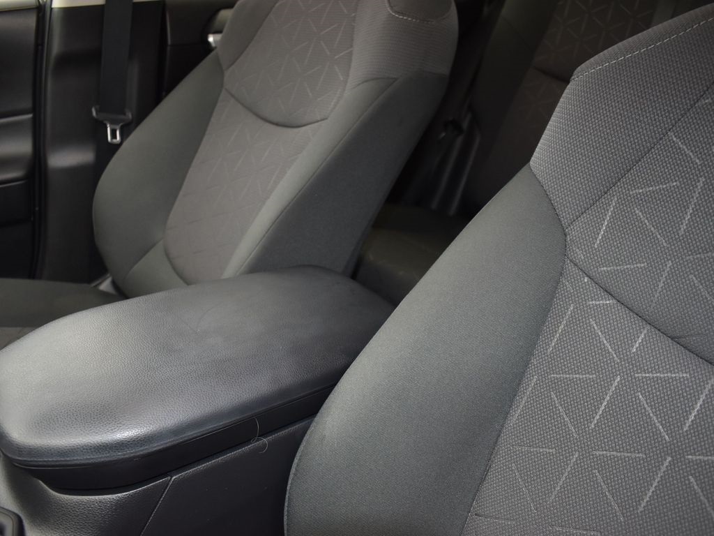 2023 Silver Sky Metallic Toyota RAV4 XLE AWD SUV