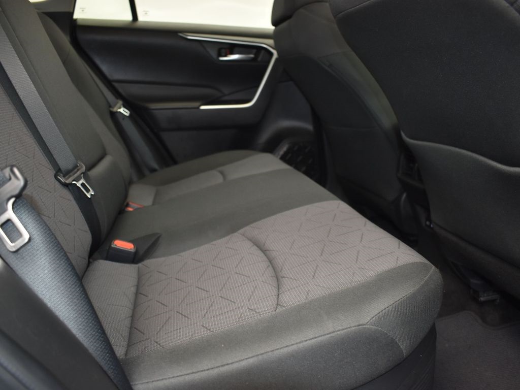 2023 Silver Sky Metallic Toyota RAV4 XLE AWD SUV