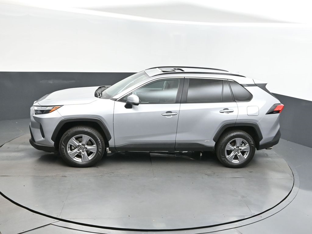2023 Silver Sky Metallic Toyota RAV4 XLE AWD SUV