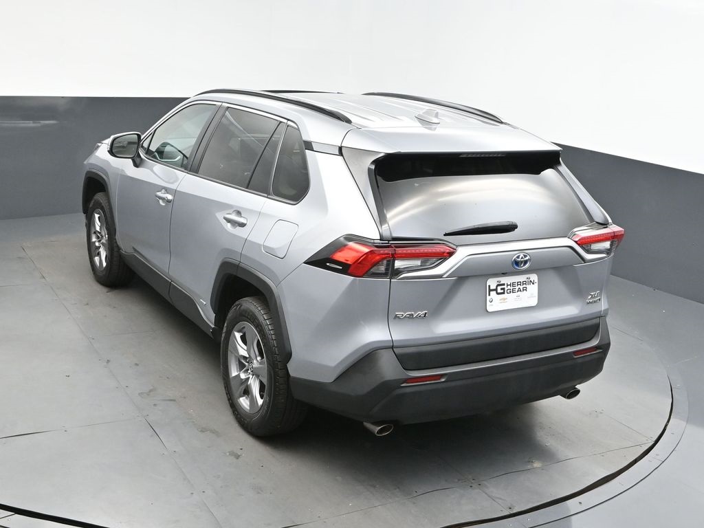 2023 Silver Sky Metallic Toyota RAV4 XLE AWD SUV