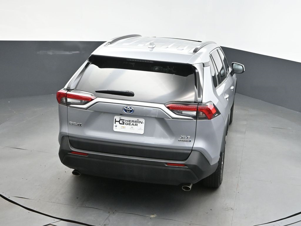2023 Silver Sky Metallic Toyota RAV4 XLE AWD SUV