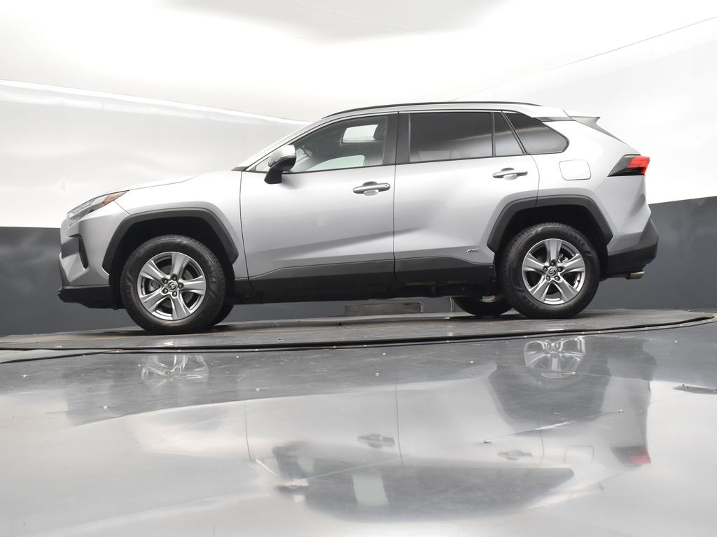2023 Silver Sky Metallic Toyota RAV4 XLE AWD SUV