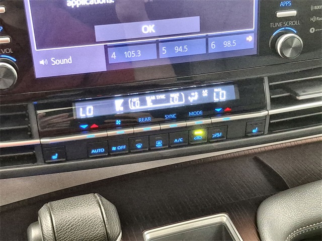 Used 2023 Toyota Sienna Van