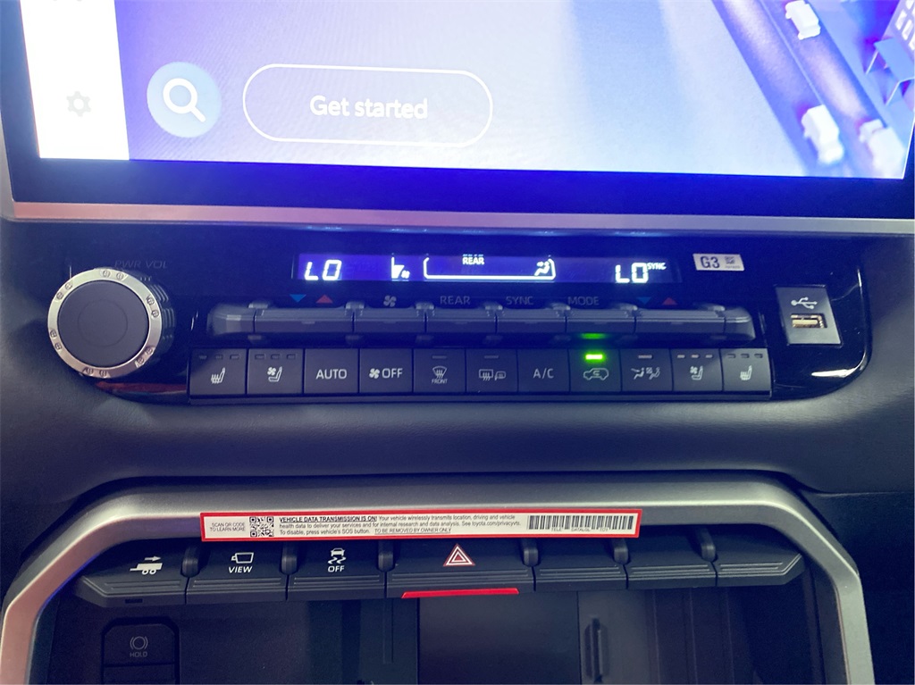 2025 Toyota Sequoia Platinum photo 14