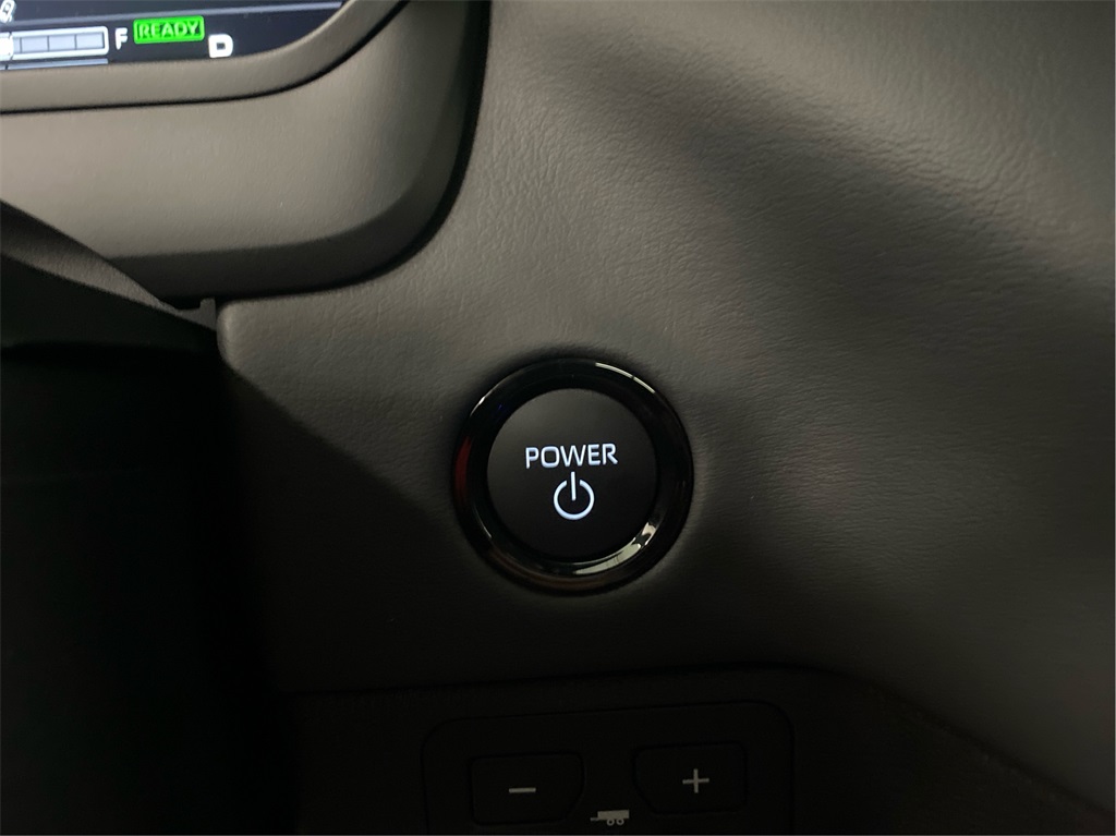 2025 Toyota Sequoia Platinum photo 15