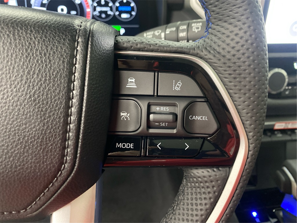 2025 Toyota Sequoia Platinum photo 17