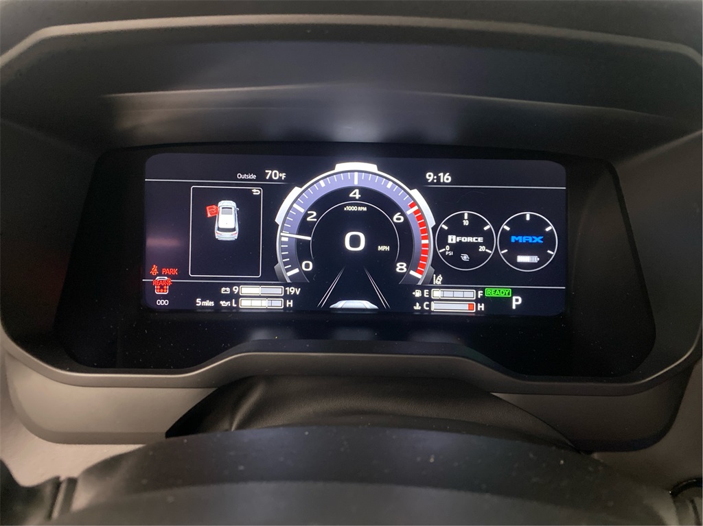 2025 Toyota Sequoia Platinum photo 7
