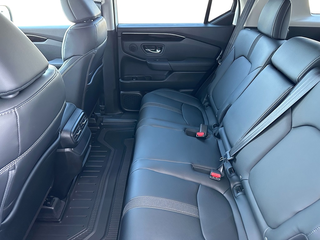 2026 Honda Passport RTL SUV AWD 16