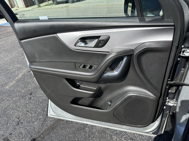 2023 Sterling Metallic Chevrolet Blazer LT AWD SUV