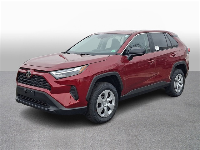 2025 Toyota RAV4 LE's photo