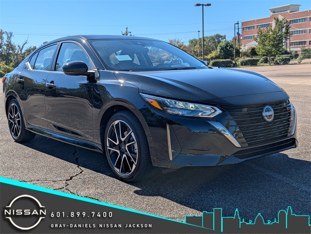 2025 Nissan Sentra SR's photo
