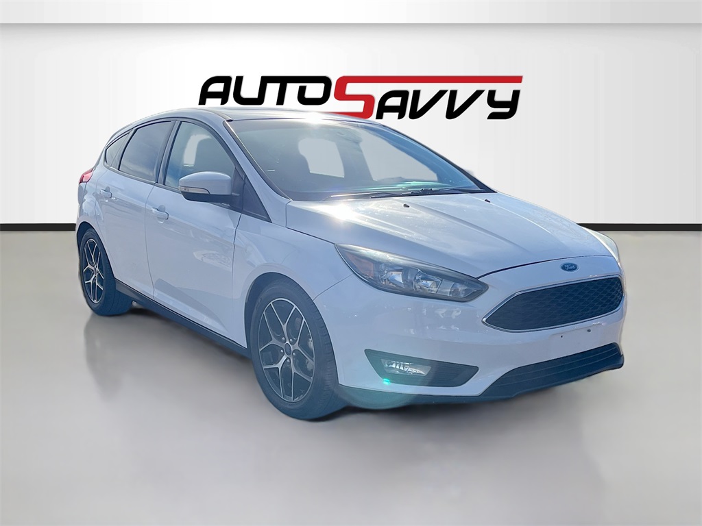 2017 Ford Focus SEL's photo