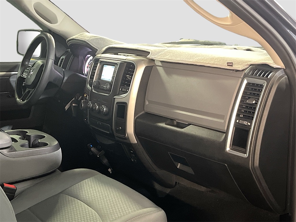 2020 Ram 1500 Classic SLT photo 24