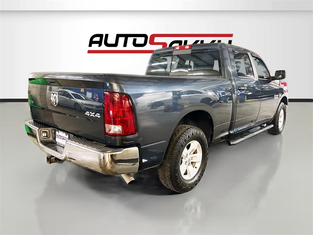 2020 Ram 1500 Classic SLT photo 7