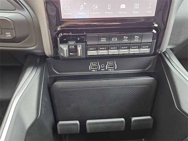 2026 Ram 2500 Big Horn Crew Cab 4x4 6'4" Box