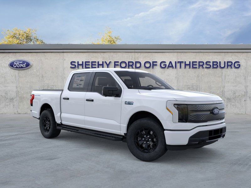 2025 Ford F-150 Lightning XLT's photo