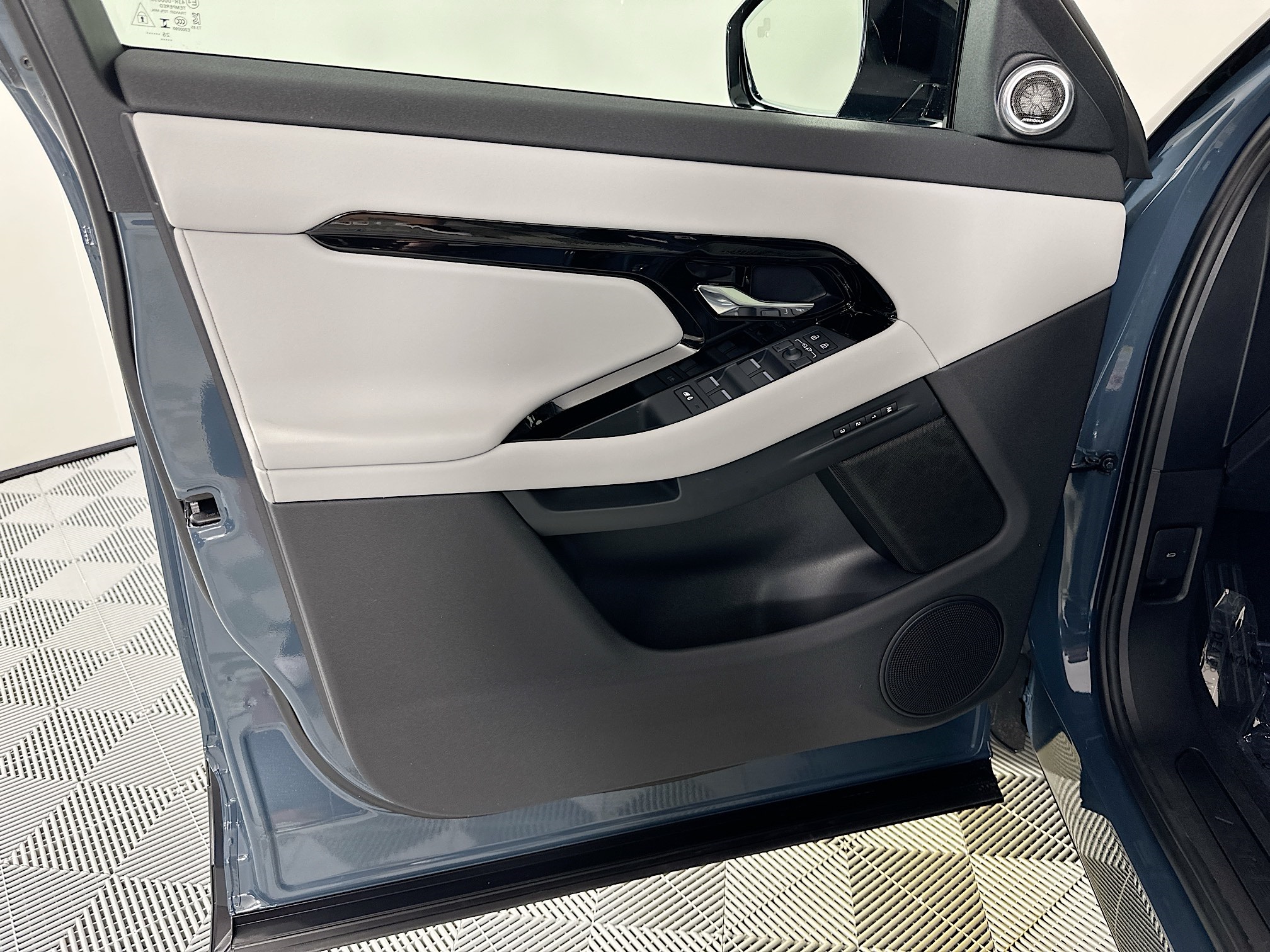 new 2026 Land Rover Range Rover Evoque car, priced at $54,695