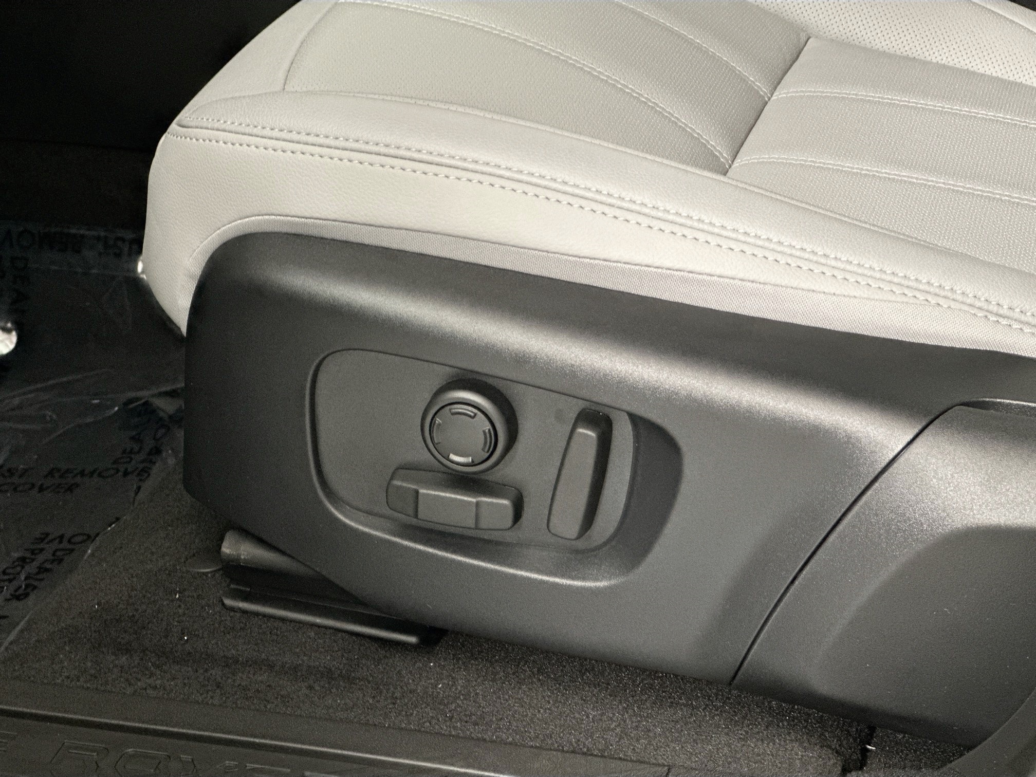 new 2026 Land Rover Range Rover Evoque car, priced at $54,695