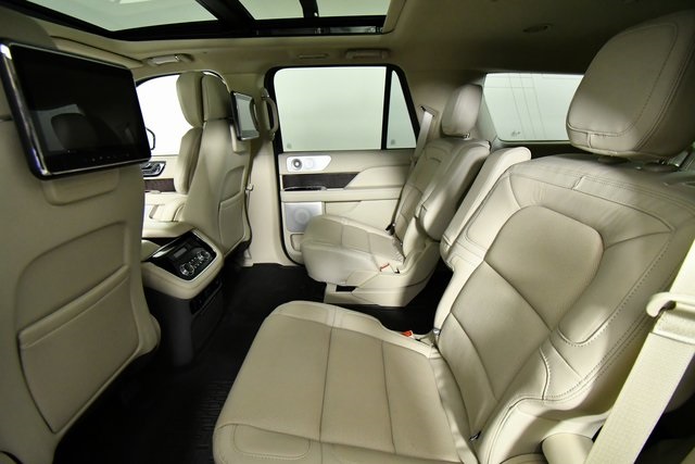 2021 Lincoln Navigator Reserve photo 20