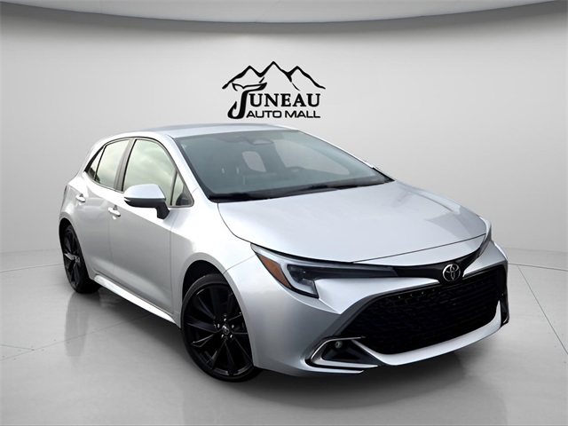 2025 Toyota Corolla Hatchback XSE