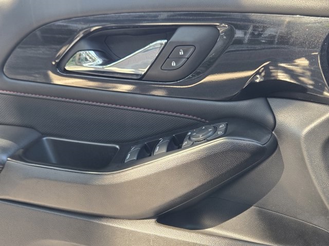 used 2023 Chevrolet Traverse car, priced at $34,600