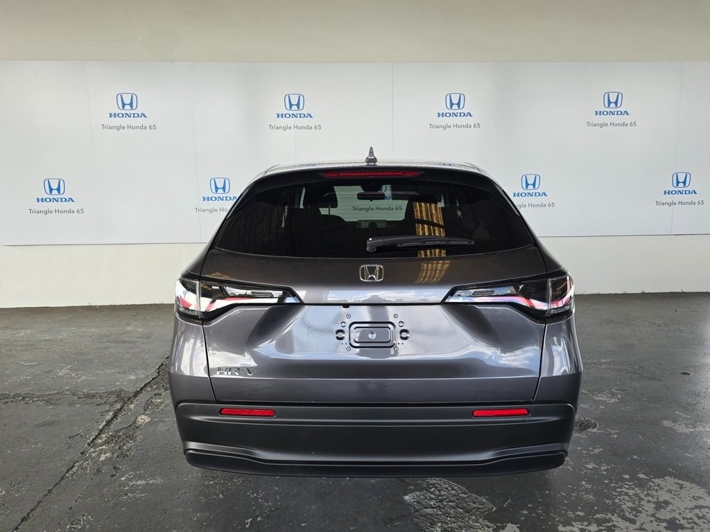 2026 Honda HR-V LX photo 4