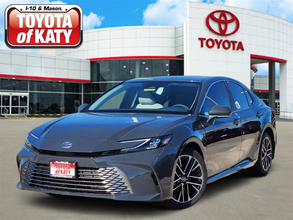 2026 Toyota Camry XLE's photo