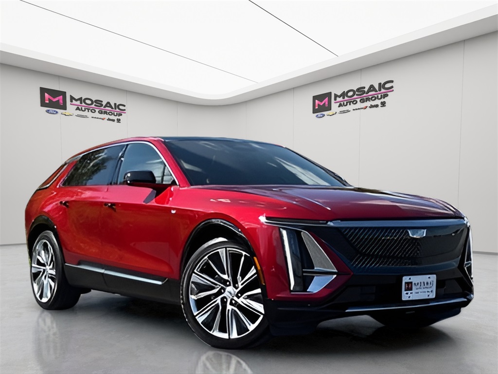 Used 2024 Cadillac LYRIQ Luxury SUVs