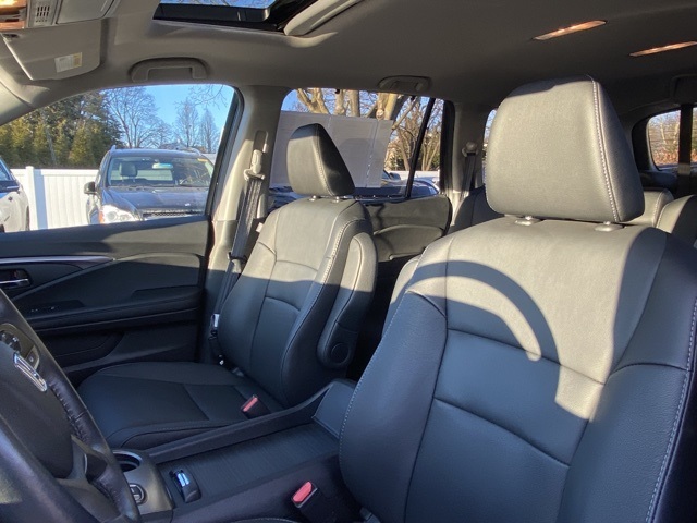 used 2021 Honda Pilot car, priced at $26,752